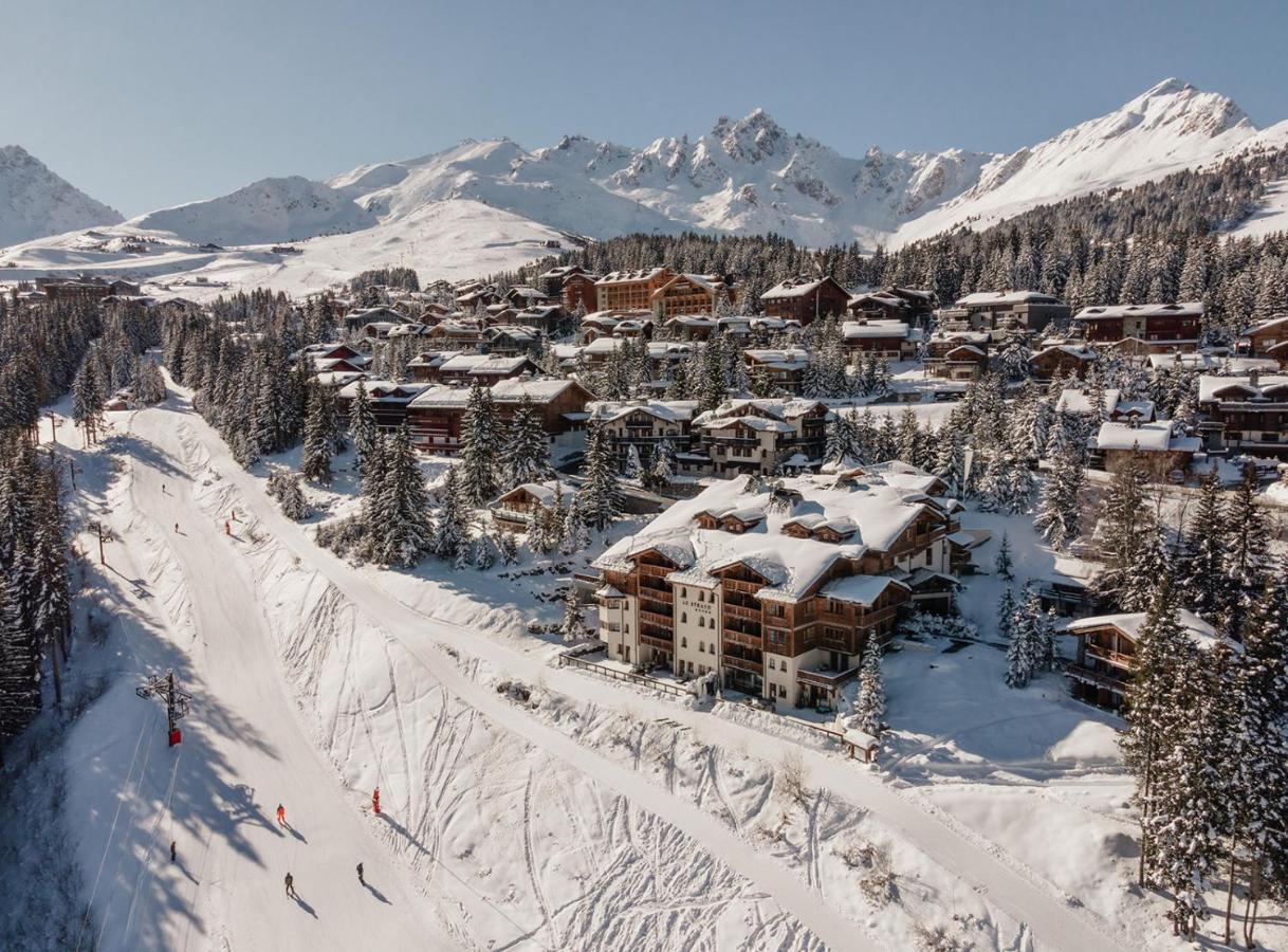 Le Strato Hotel Courchevel Exterior photo