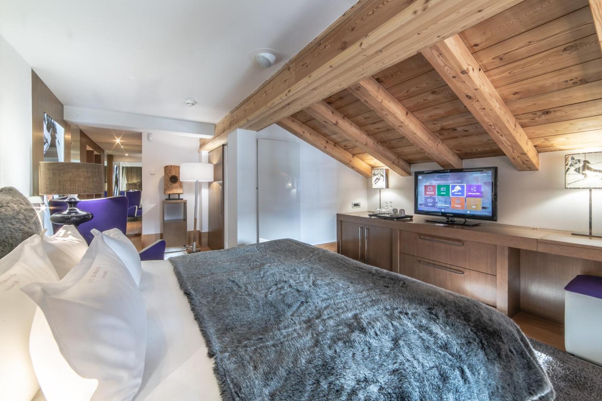 Le Strato Hotel Courchevel Room photo