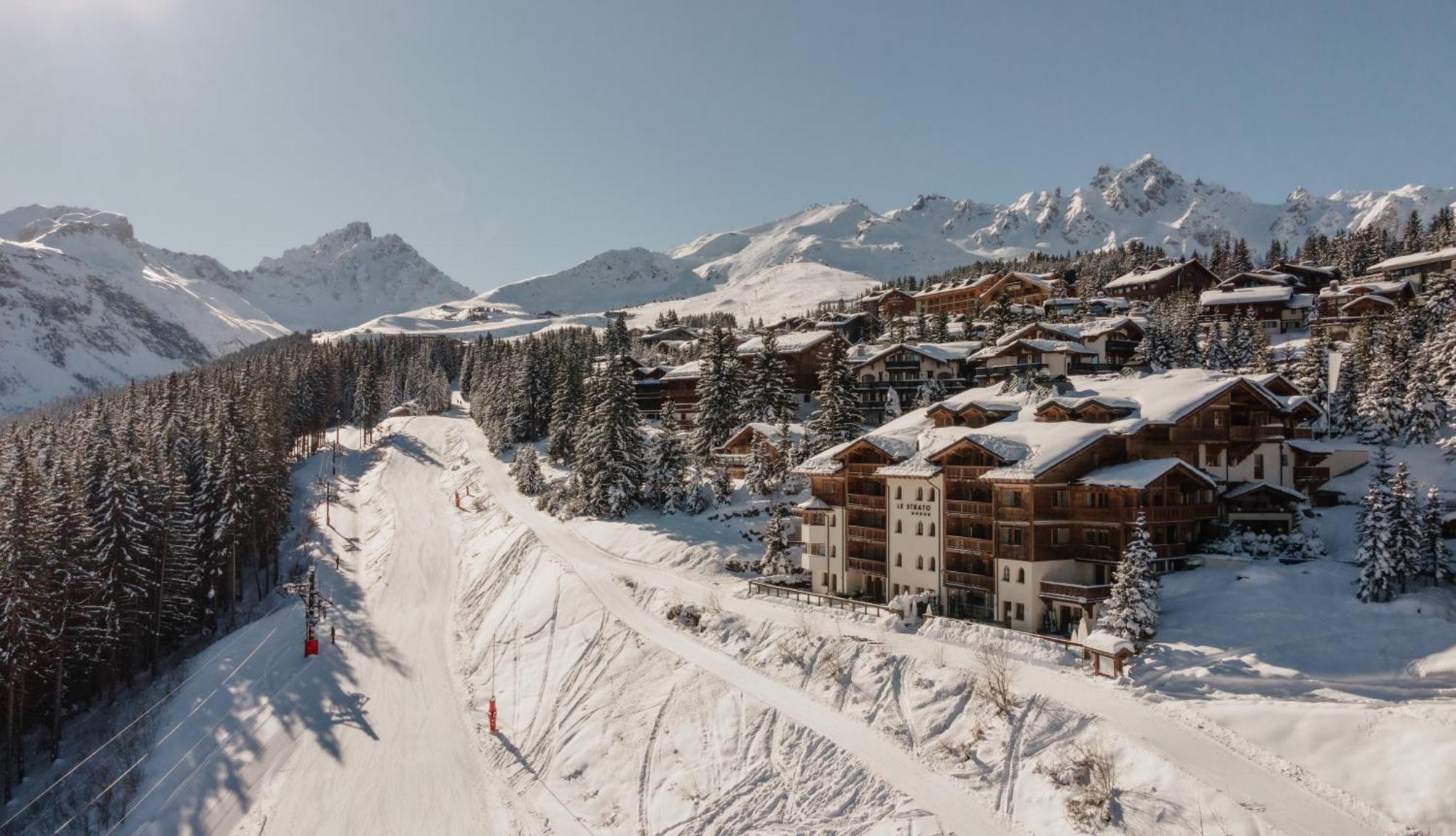 Le Strato Hotel Courchevel Exterior photo